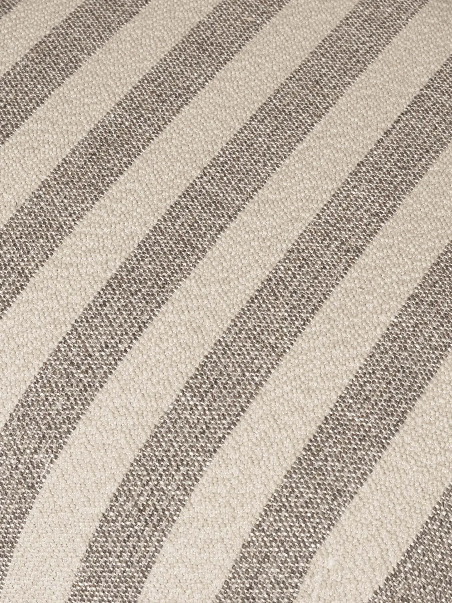 Fotel Rico lounge chair piccolo, Louisiana, Sand-off-white Ferm Living