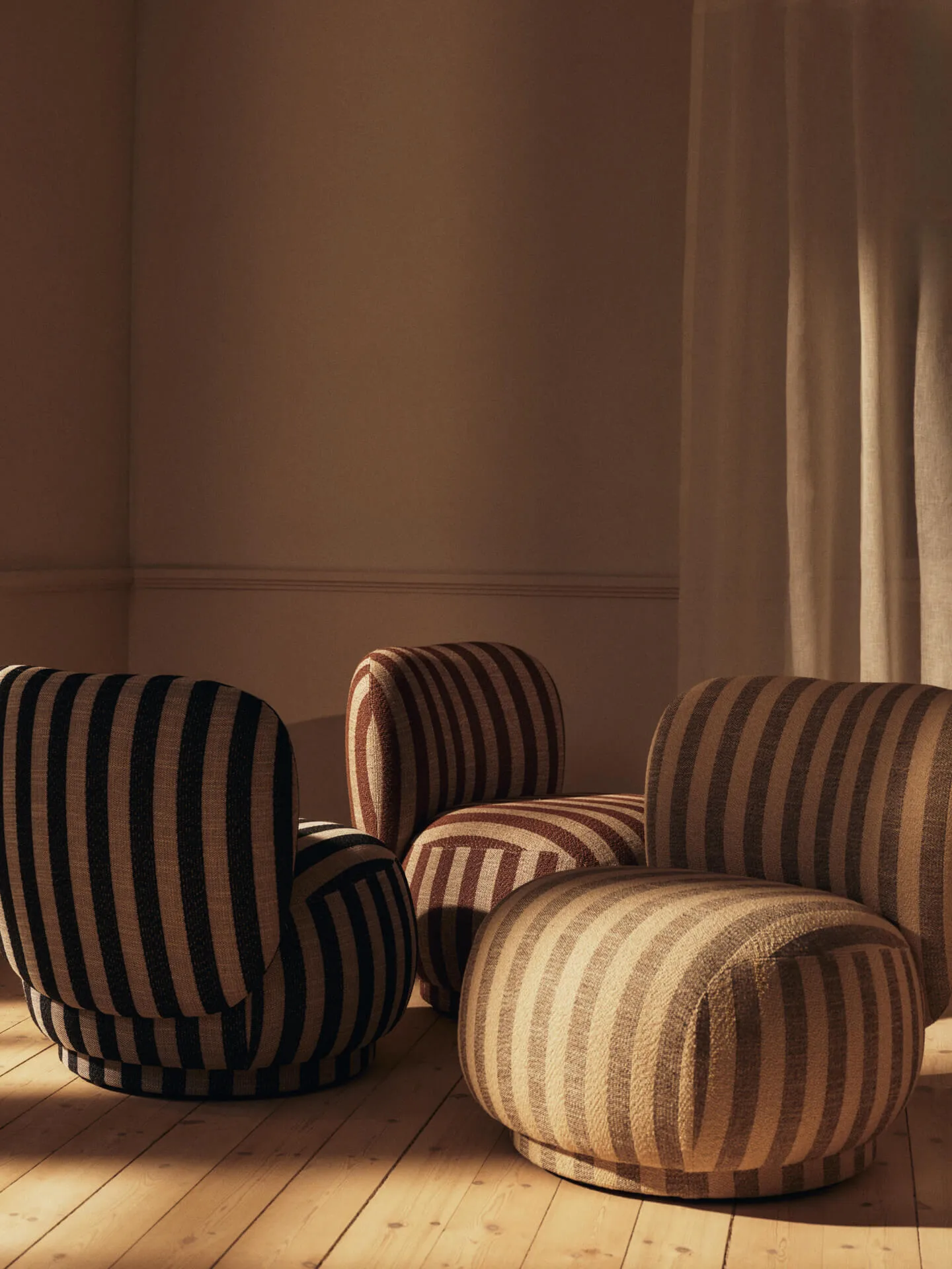 Fotel Rico lounge chair piccolo, Louisiana, Sand-off-white Ferm Living