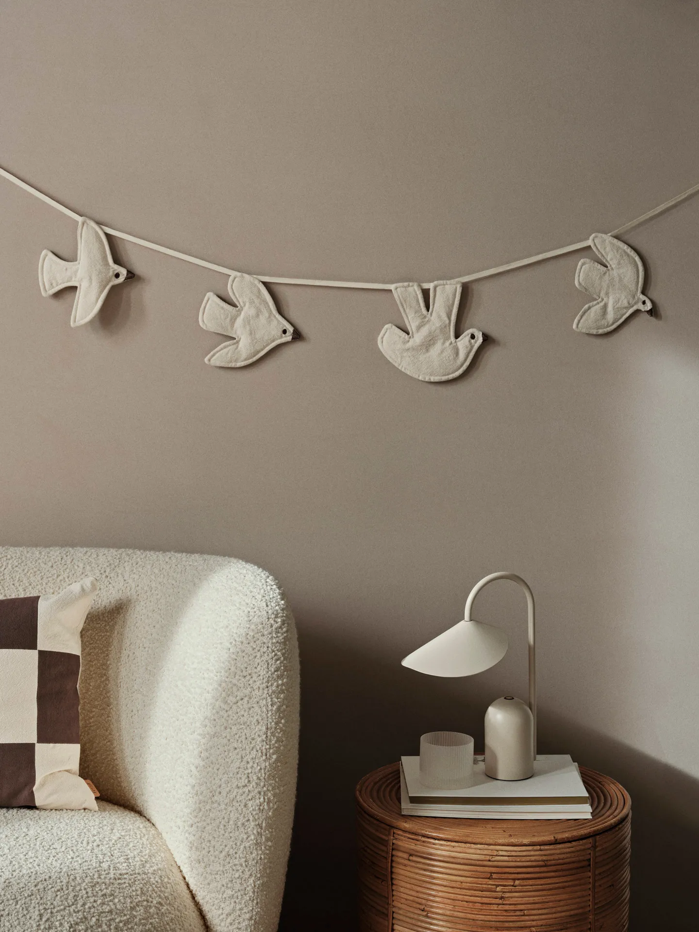 Girlanda Swif bird 220 cm, Undyed Ferm Living