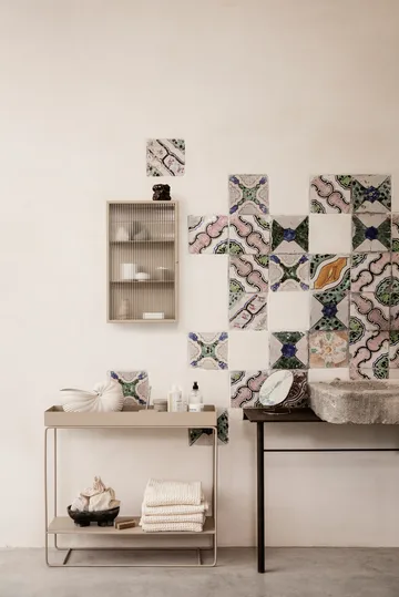 Haze szafka ścienna - Cashmere - Ferm Living