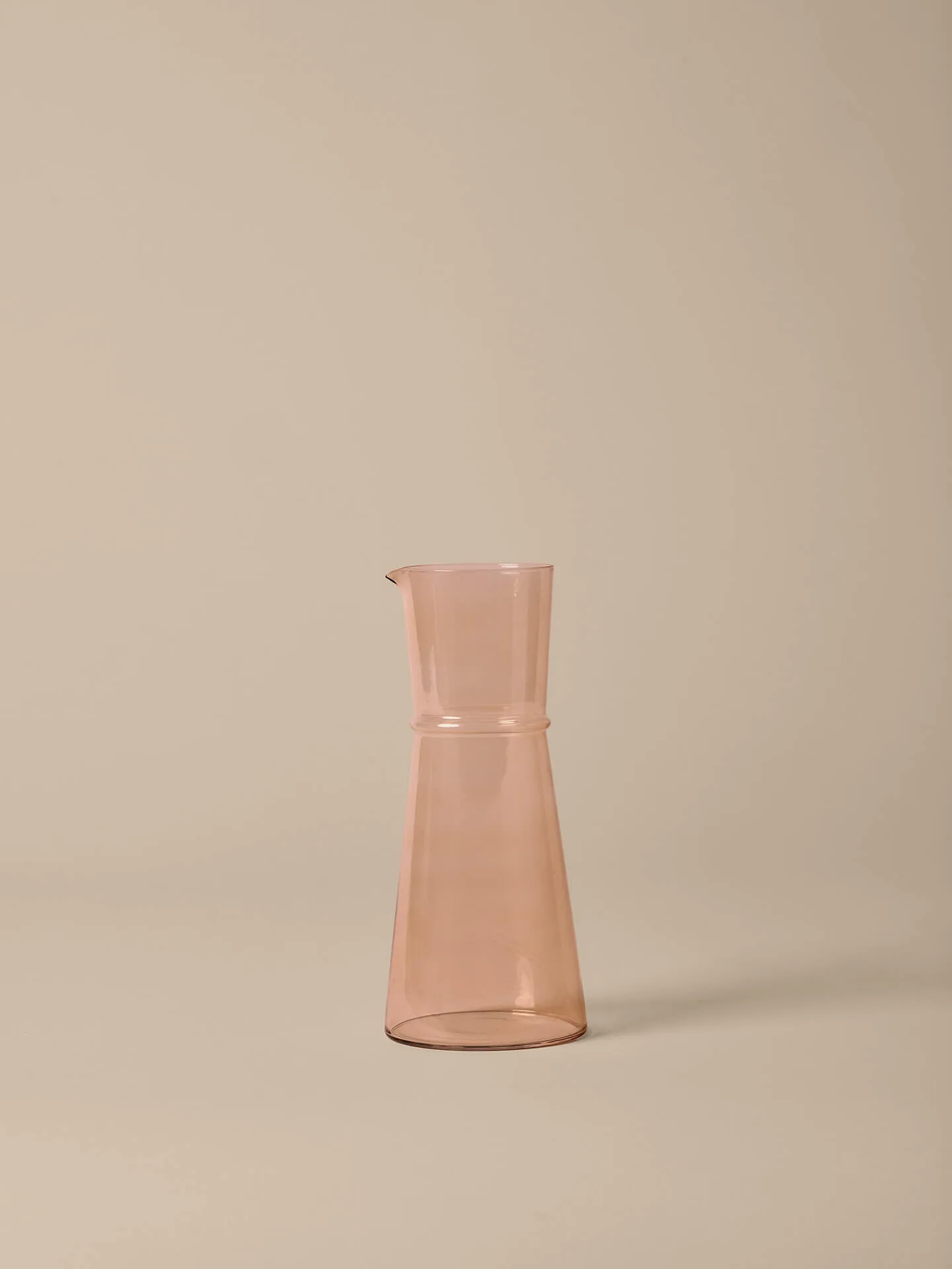 Karafka Boya, Blush, 1,35 l Ferm Living