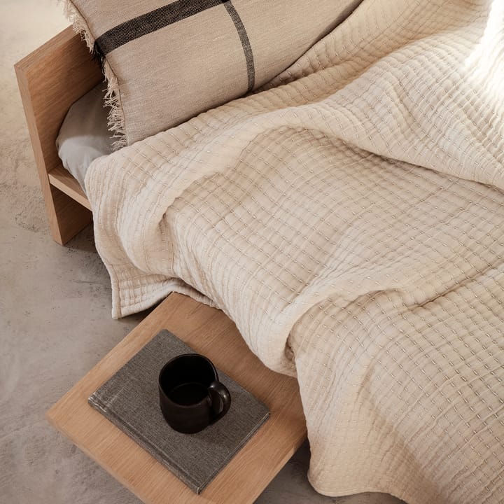 Kona stolik boczny, dąb Ferm Living