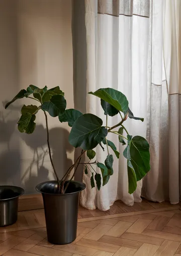 Kosz aluminiowy Spun, wysoki Ø35 cm - Czarne aluminium  - Ferm Living