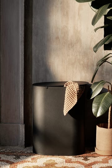 Kosz na odpady Enkel medium - Czarny - Ferm Living