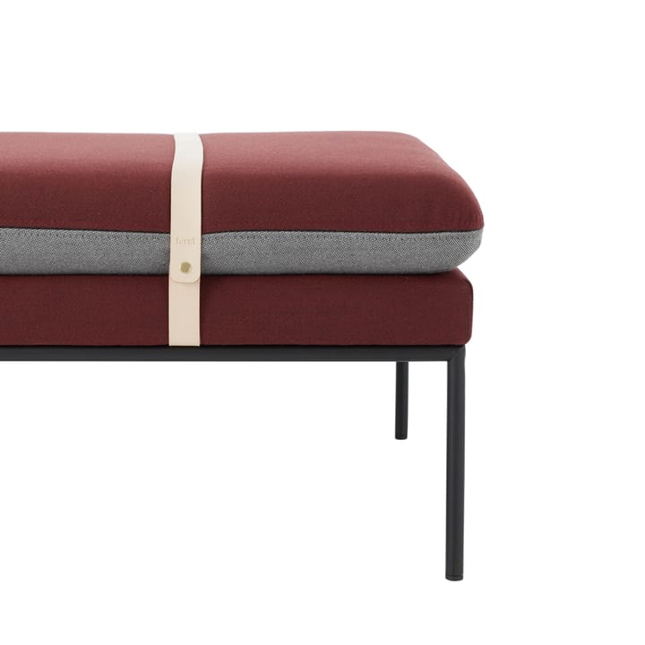 Kozetka Turn, tkanina fiord by kvadrat light grey, czarny stojak Ferm Living