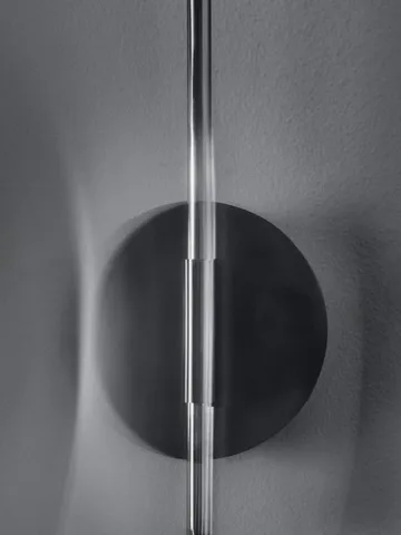 Lampa ścienna z bezpośrednim podłączeniem Arum swivel - Stainless steel - Ferm Living