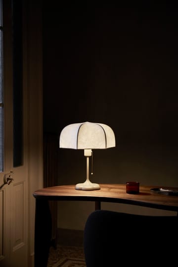 Lampa stołowa Poem Ø30x42 cm - Biały-cashmere - Ferm Living