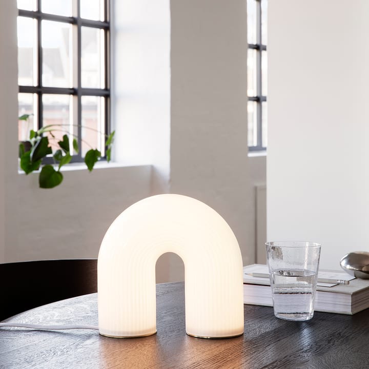 Lampa stołowa Vuelta , Biała Ferm Living