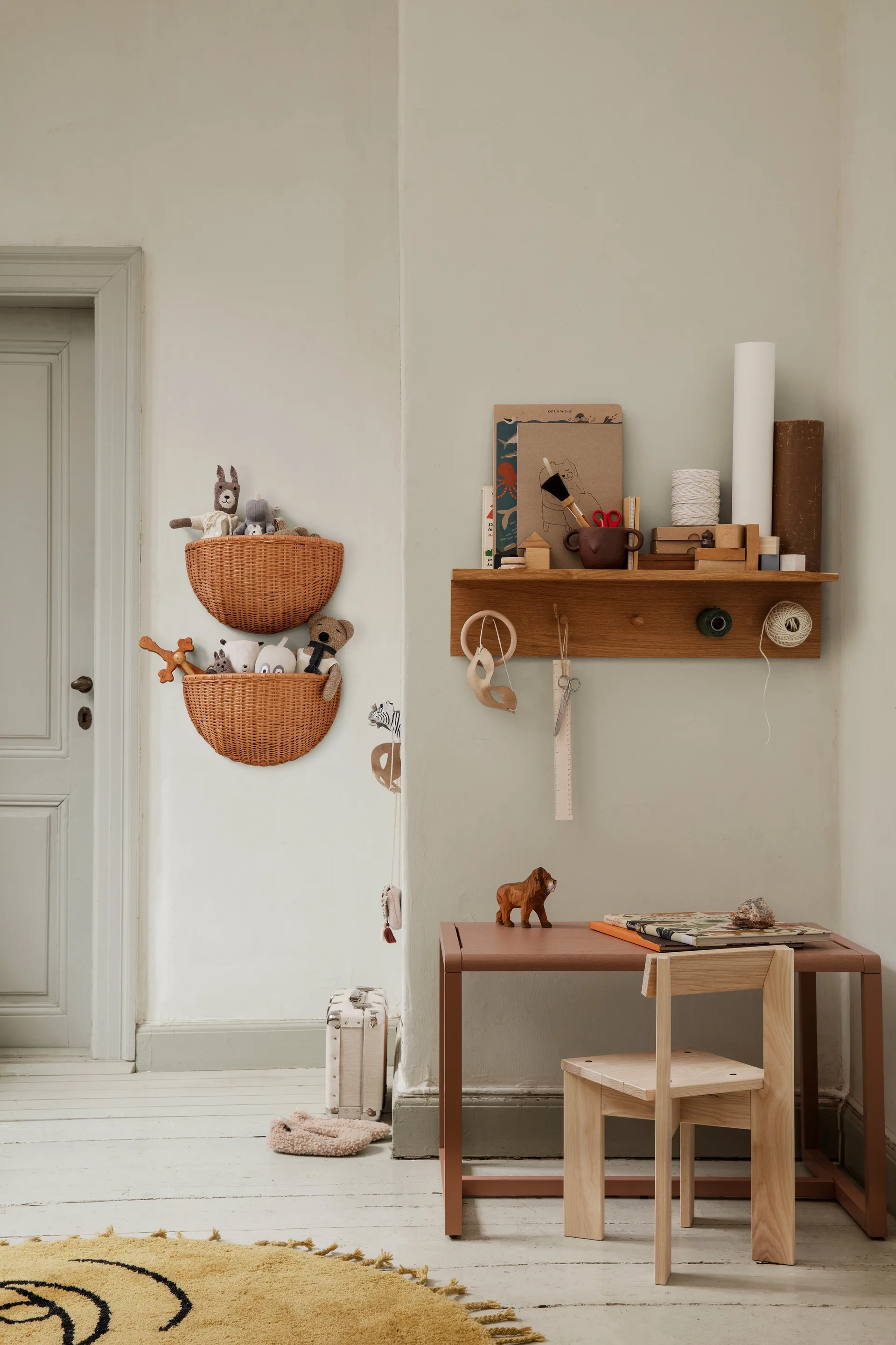 Listwa z gałkami Place Rack dąb, Medium Ferm Living