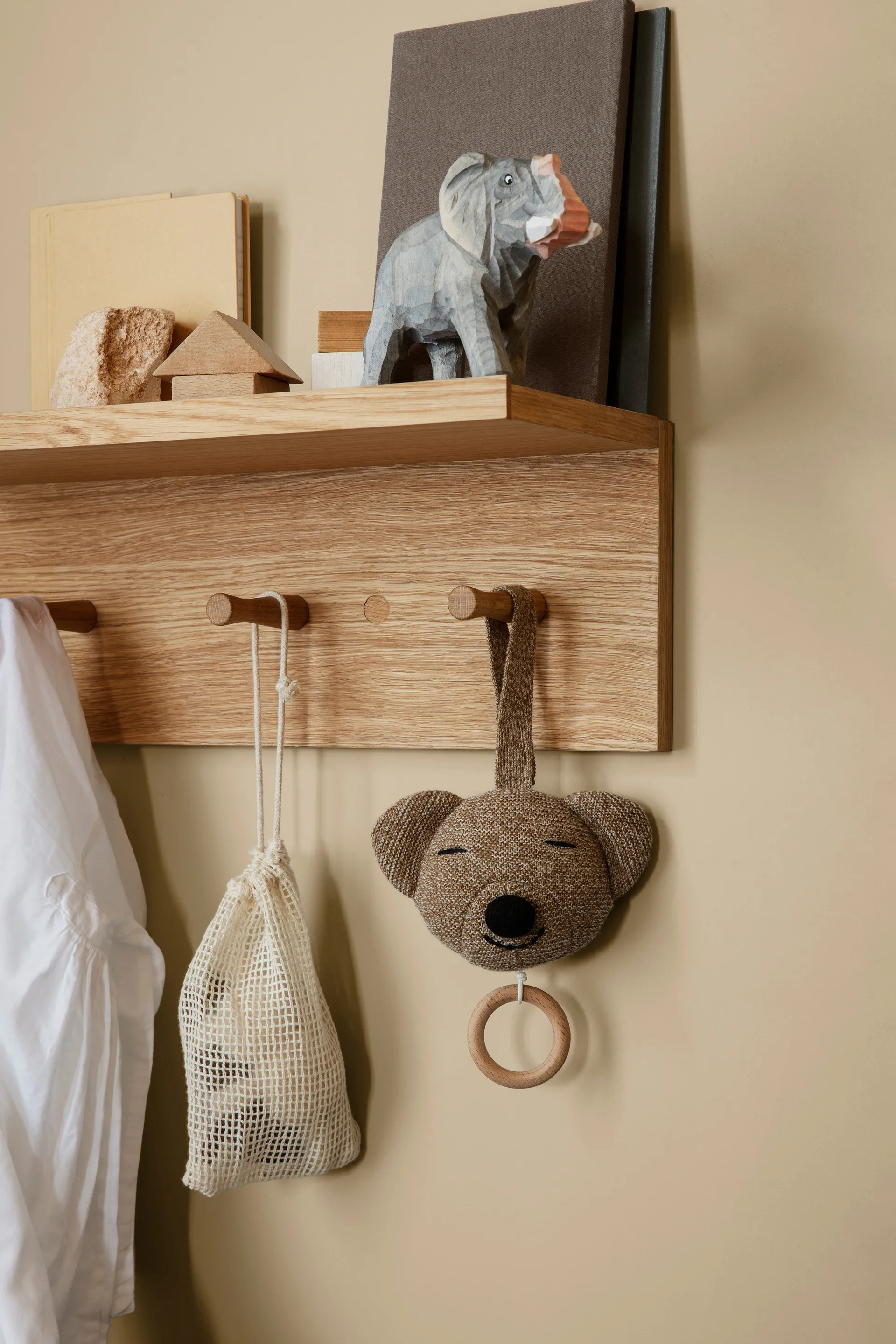 Listwa z gałkami Place Rack dąb, Small Ferm Living
