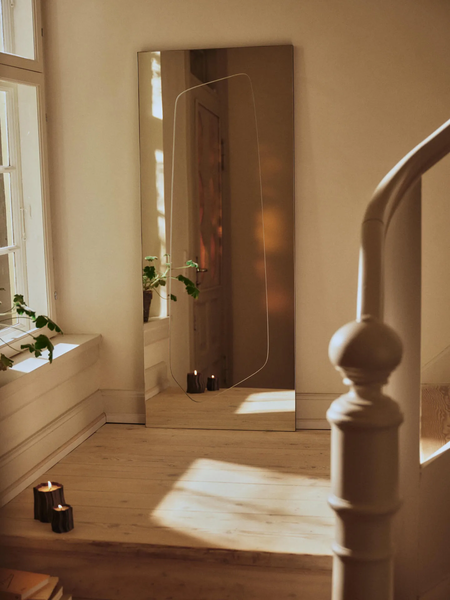 Lustro Folia, Silver, 135 cm Ferm Living