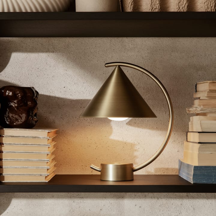 Meridian lampa stołowa - brass - ferm LIVING