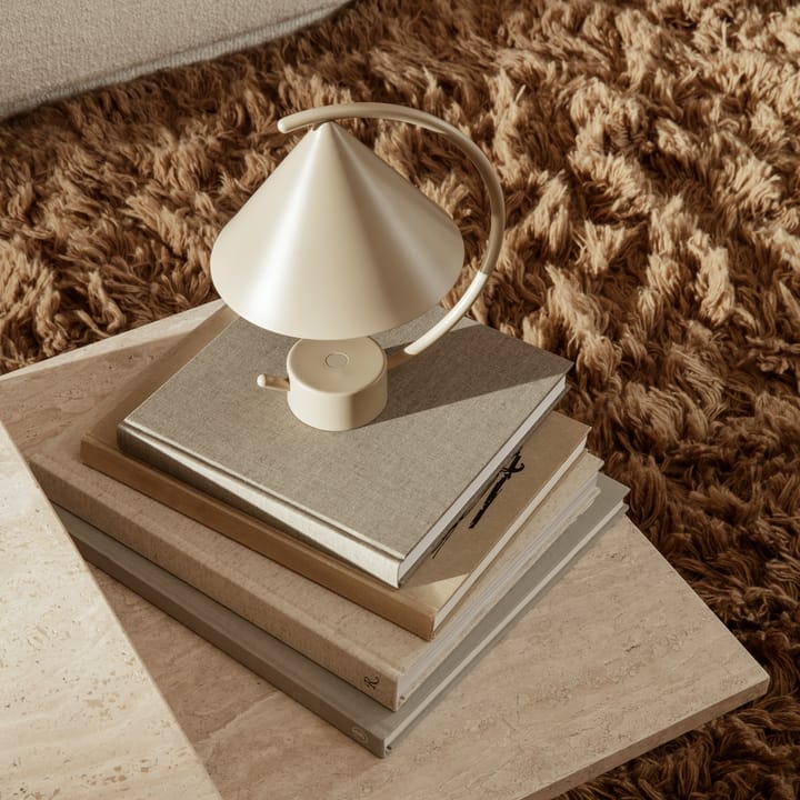 Meridian lampa stołowa - cashmere - ferm LIVING