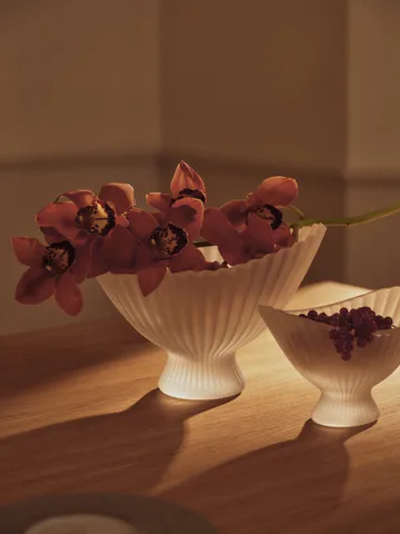 Miska Fountain 19 cm - Frosted - Ferm Living