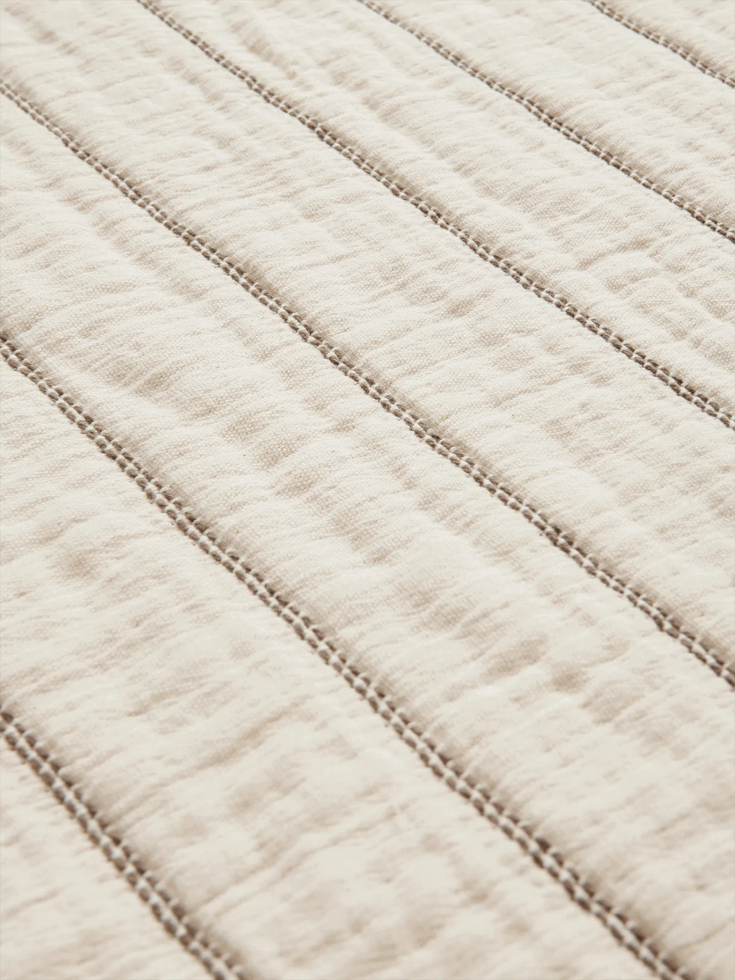 Narzuta Aires 240x250 cm, Undyed Ferm Living