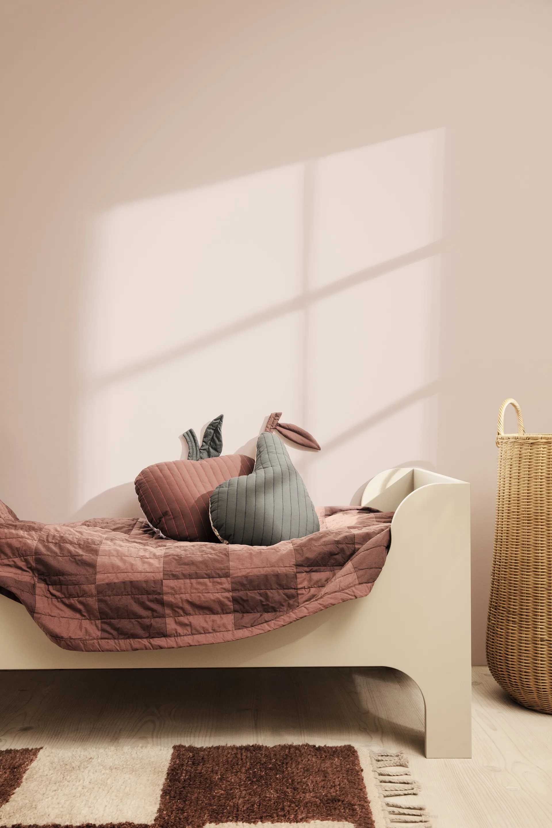 Łóżko dla dziecka 166x80 cm Sill, Kaszmir Ferm Living