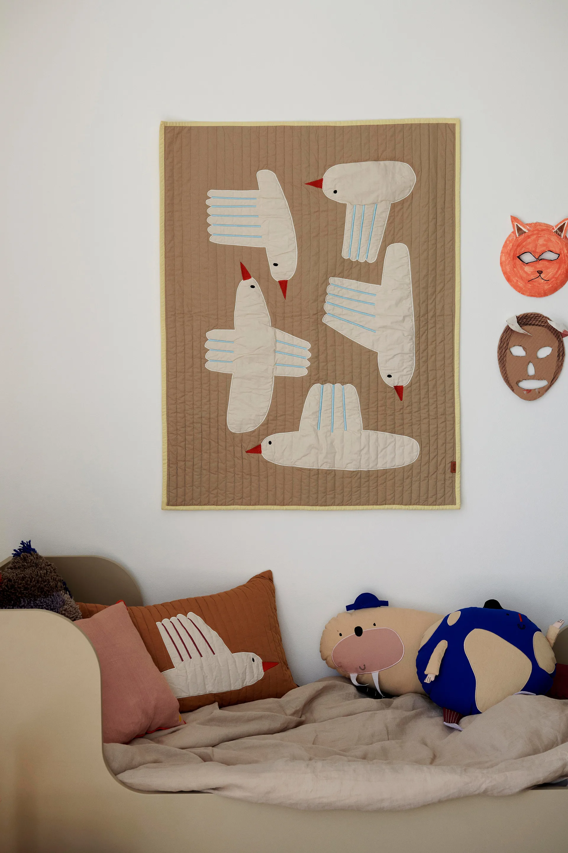 Pikowany koc Bird, Beżowy Ferm Living