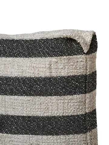 Poduszka Clean Louisiana 40x60 cm - Sand-black
​ - Ferm Living
