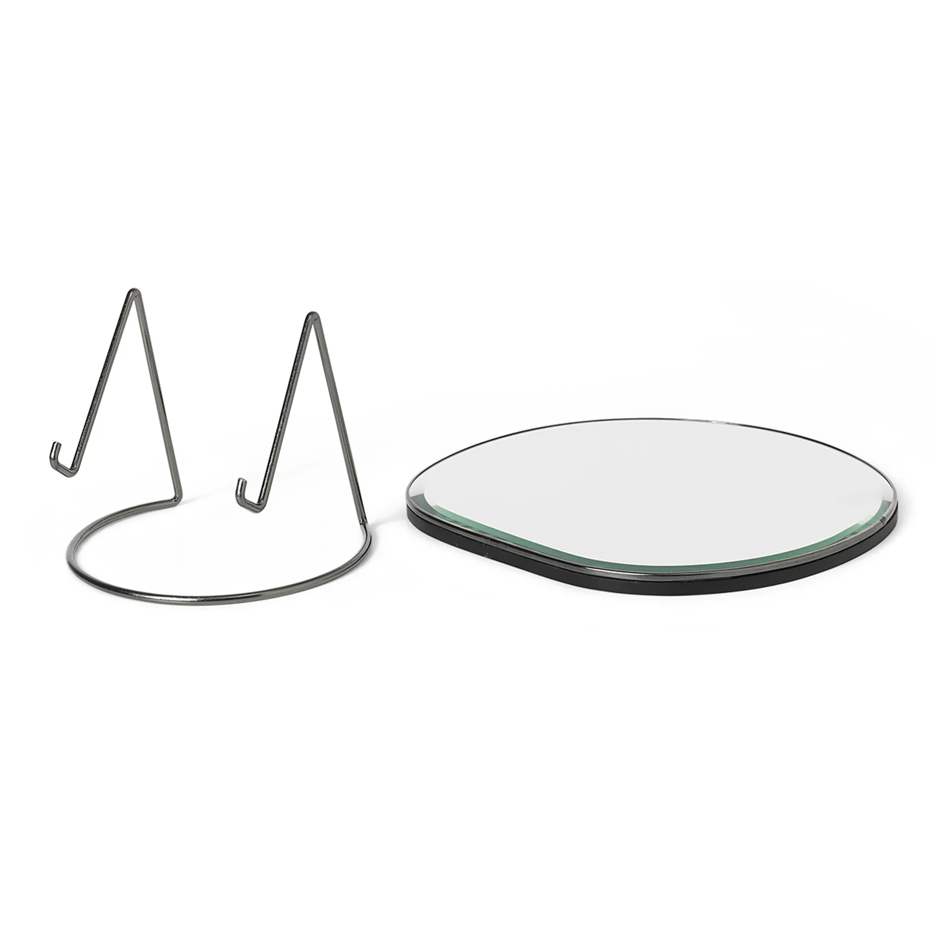 Pond lusterko kosmetyczne, Dark chrome Ferm Living