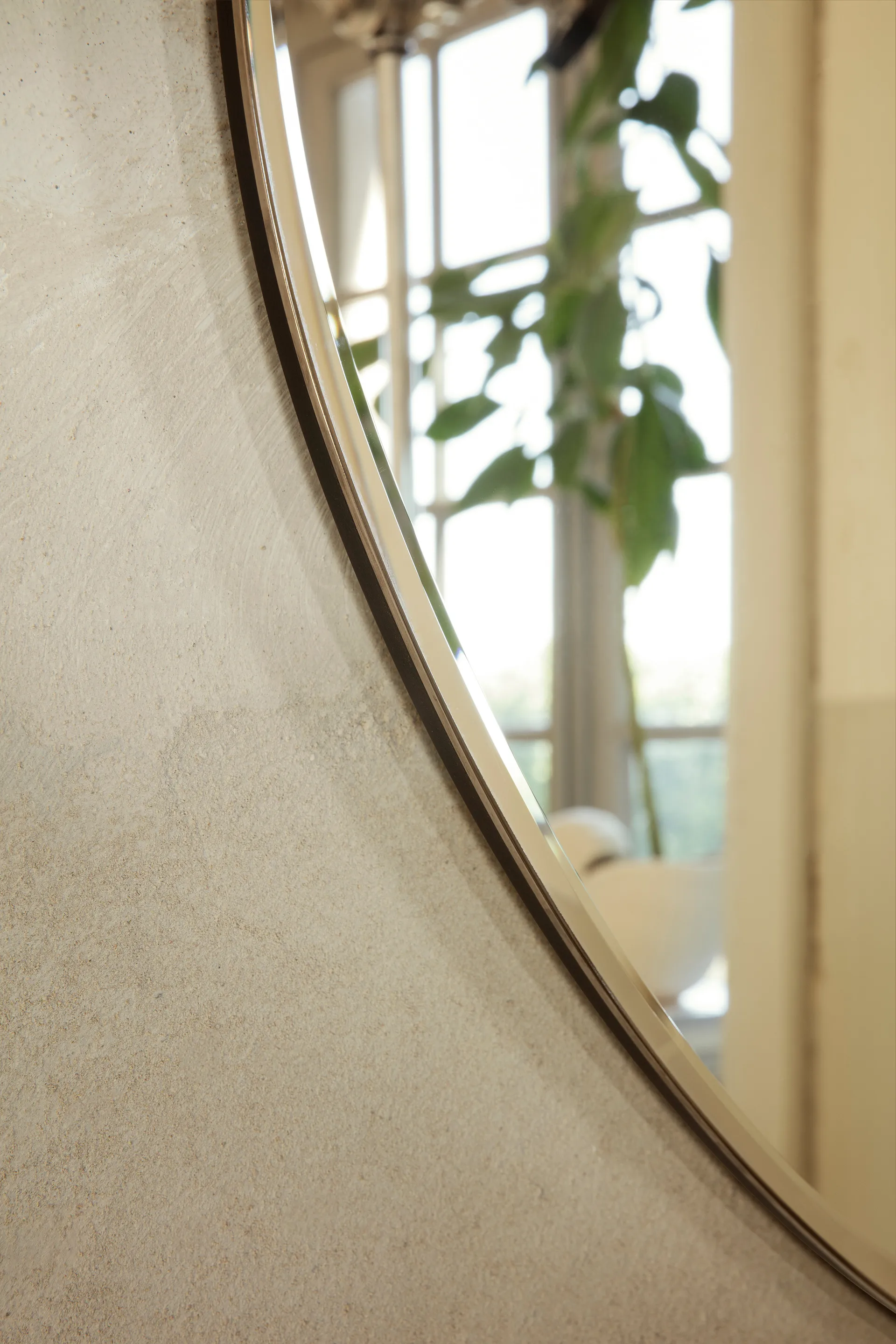 Pond lustro, duże, Dark chrome Ferm Living