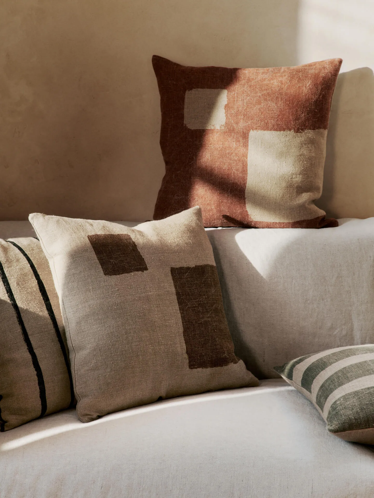 Poszewka na poduszkę Oleo 50x50 cm, Terracotta-Natural Ferm Living