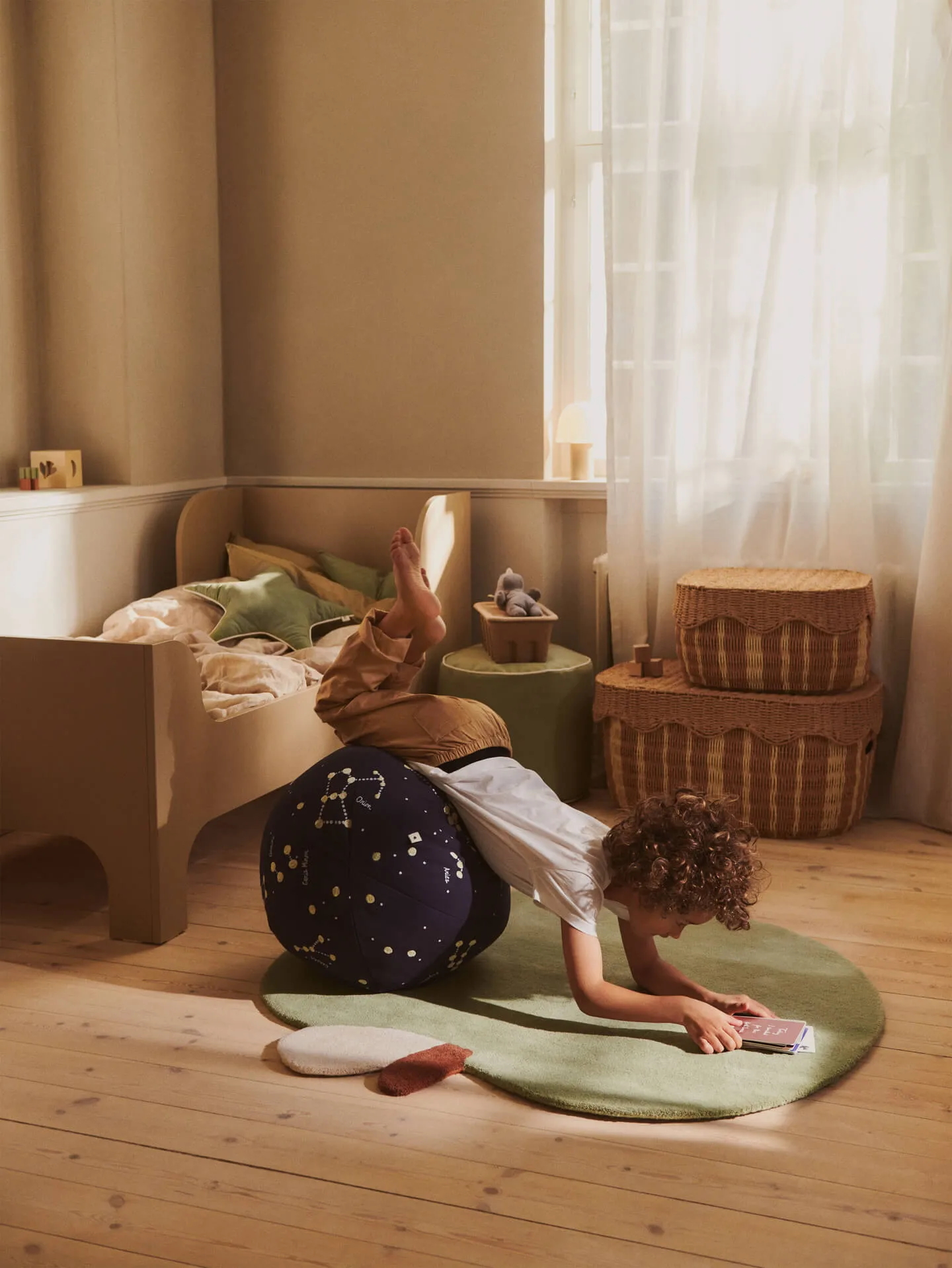 Pufa Constellation, Dark blue, Ø50 cm Ferm Living