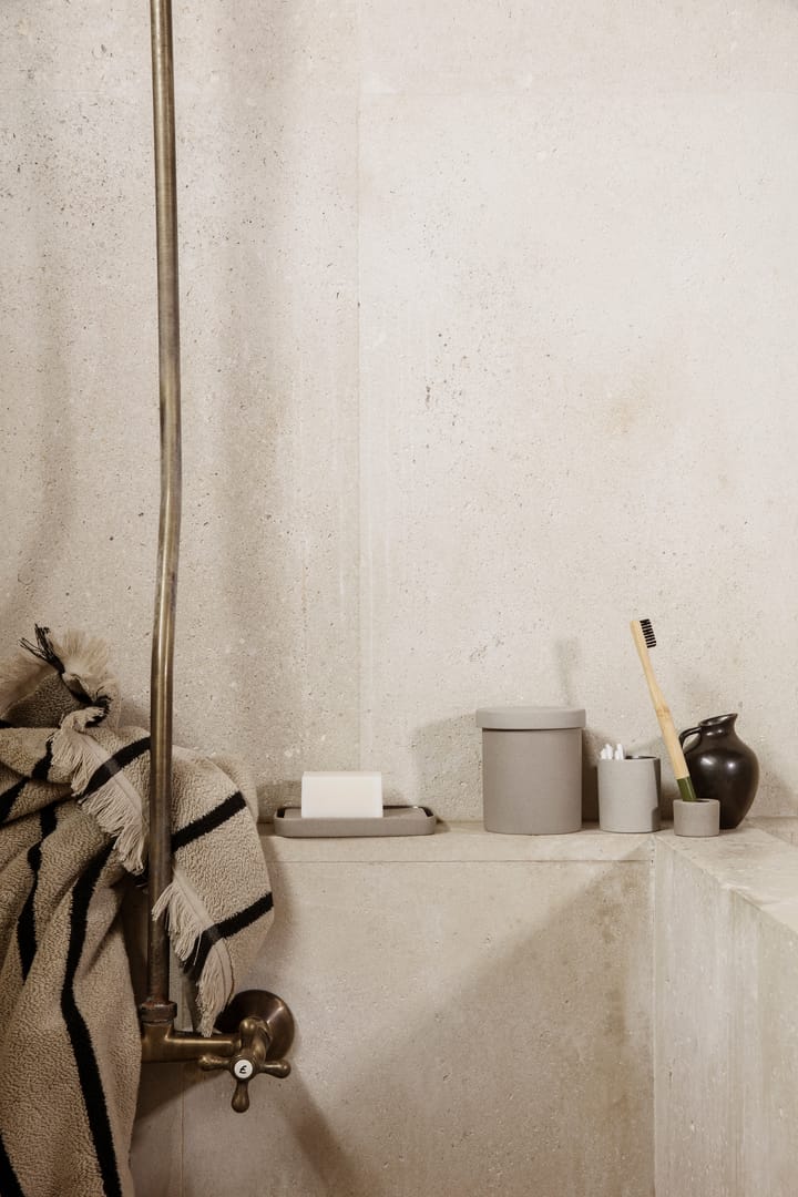Ręcznik Alee 50x100 cm, Sand-black
​ Ferm Living