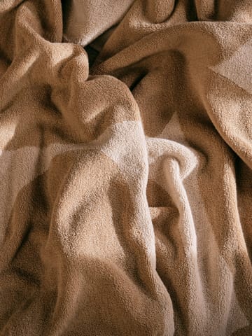 Ręcznik kąpielowy Ebb 70x140 cm - Sand, off-white - ferm LIVING