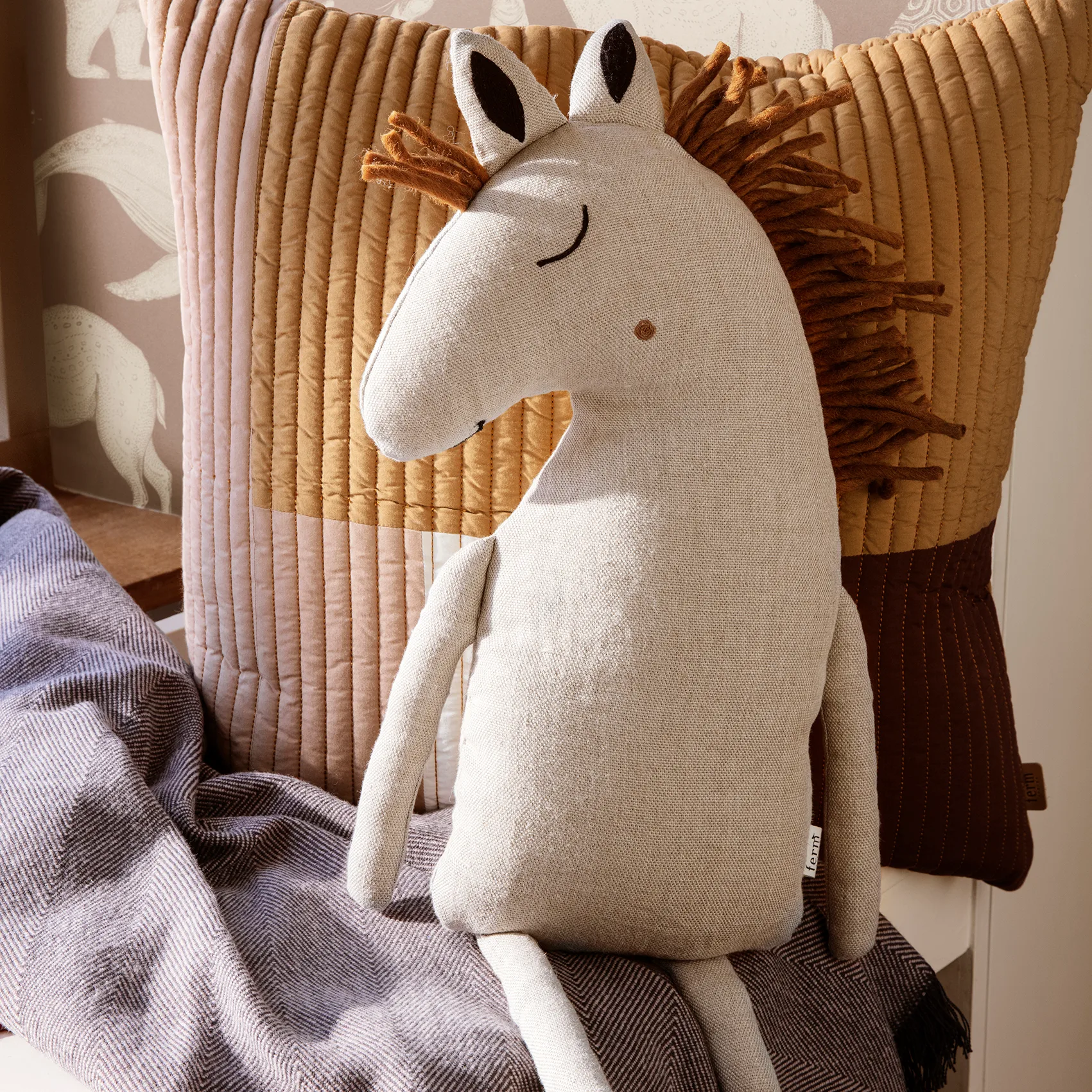 Safari poduszka horse, Beige Ferm Living
