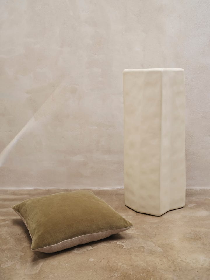 Senti poduszka 50x50 cm, Khaki Ferm Living