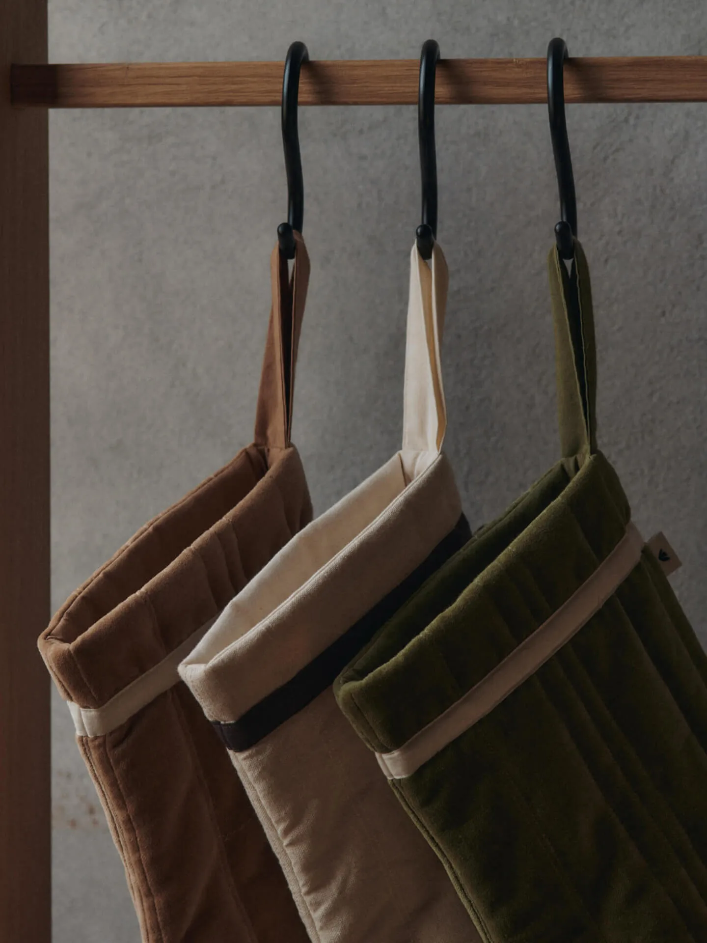 Skarpeta świąteczna pikowana Vari, Velvet-tan Ferm Living