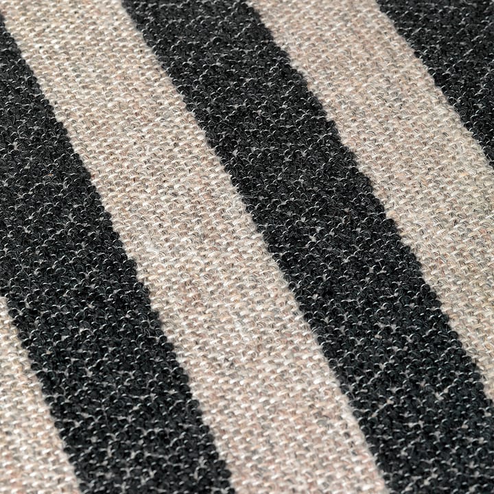 Sofa 2-osobowa Rico, Louisiana sand black Ferm Living