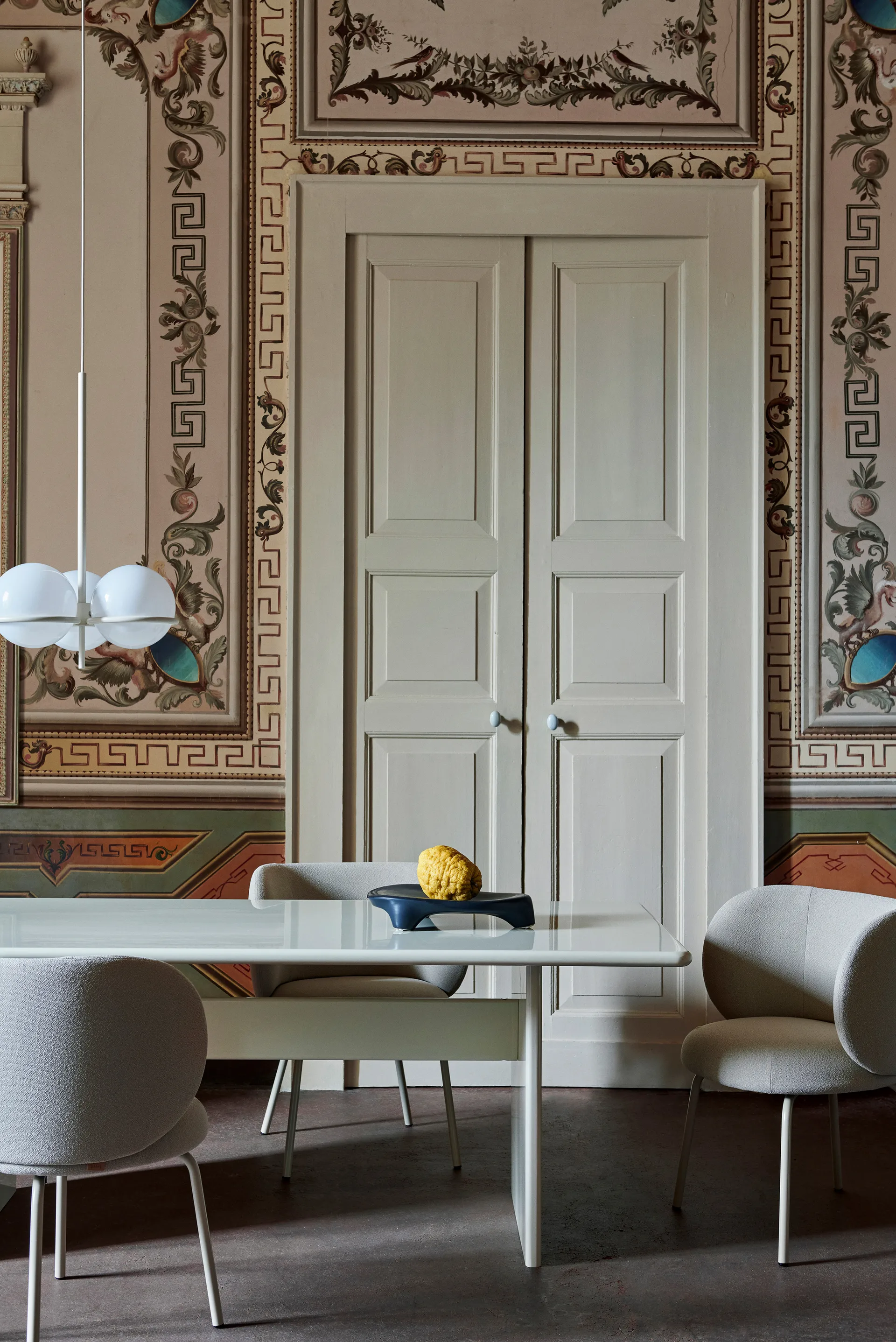 Stół do jadalni Rink duży 240x90x74 cm, Eggshell Ferm Living