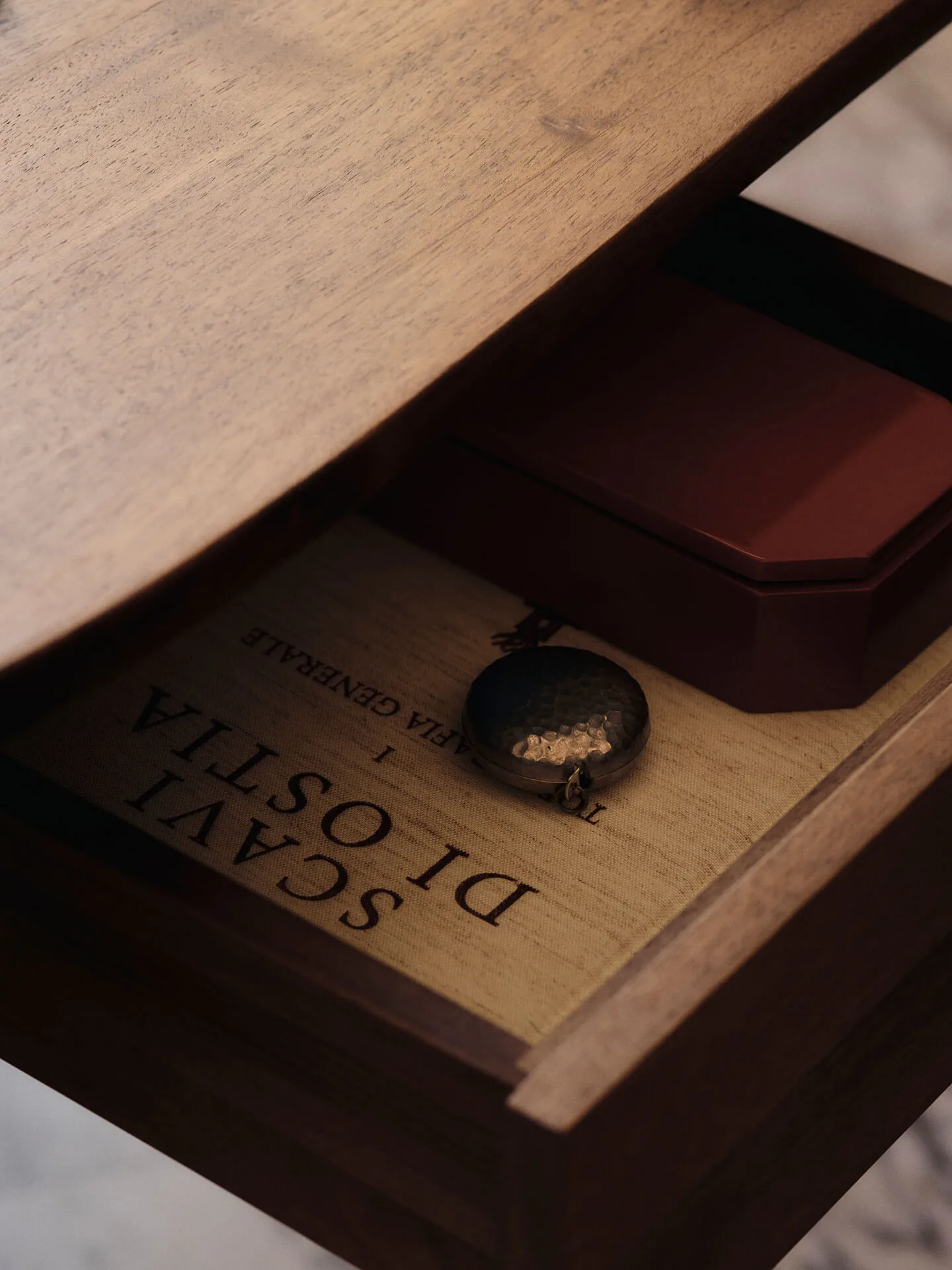 Stół Feve 160x86x73 cm, Walnut Ferm Living