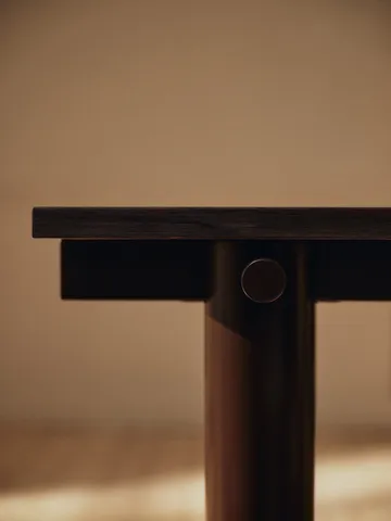 Stół jadalniany Atura - Dark chocolate-ciemno bejcowany dąb, 90x200 cm - Ferm Living