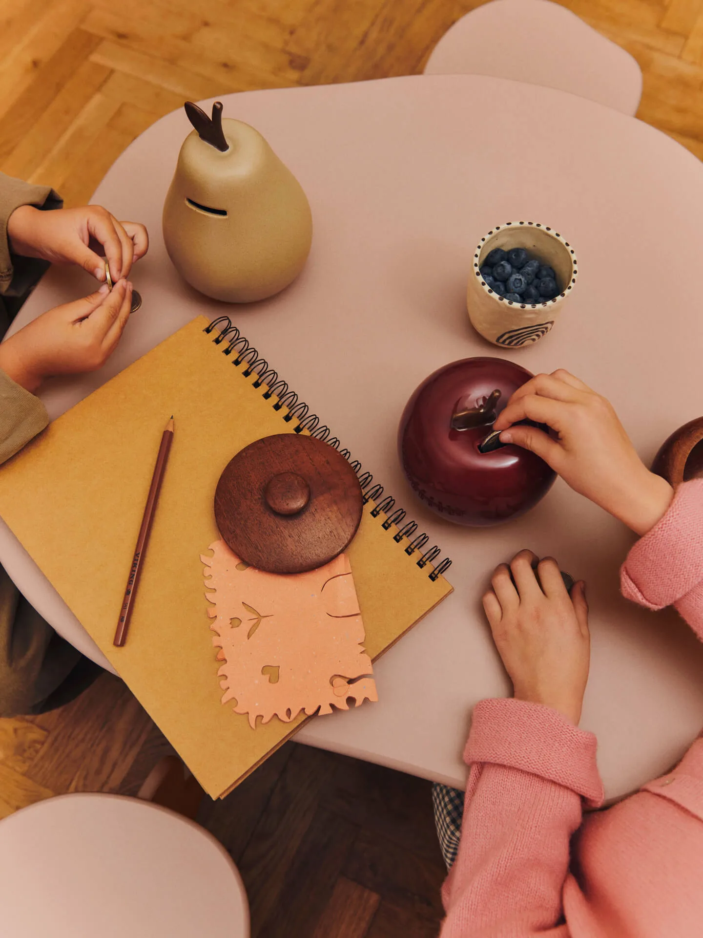 Stół Slope, Rose Ferm Living