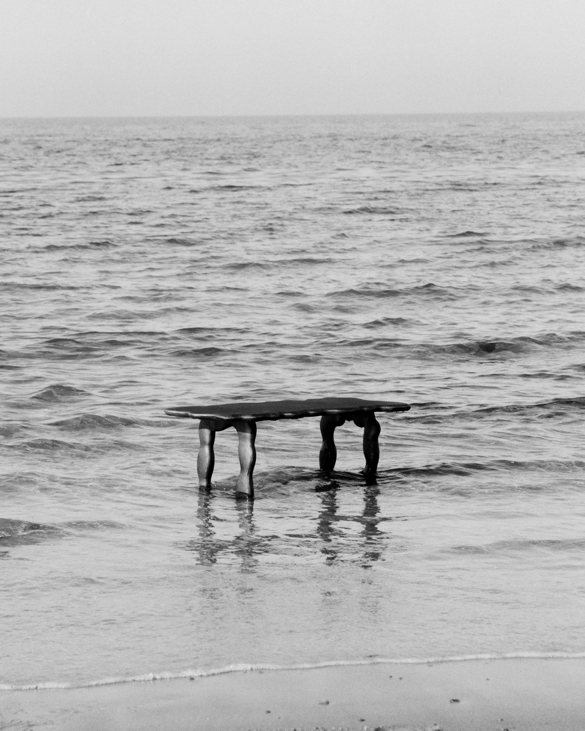 Stolik kawowy Dal Piece 100x50x47 cm, Czarny aluminium Ferm Living