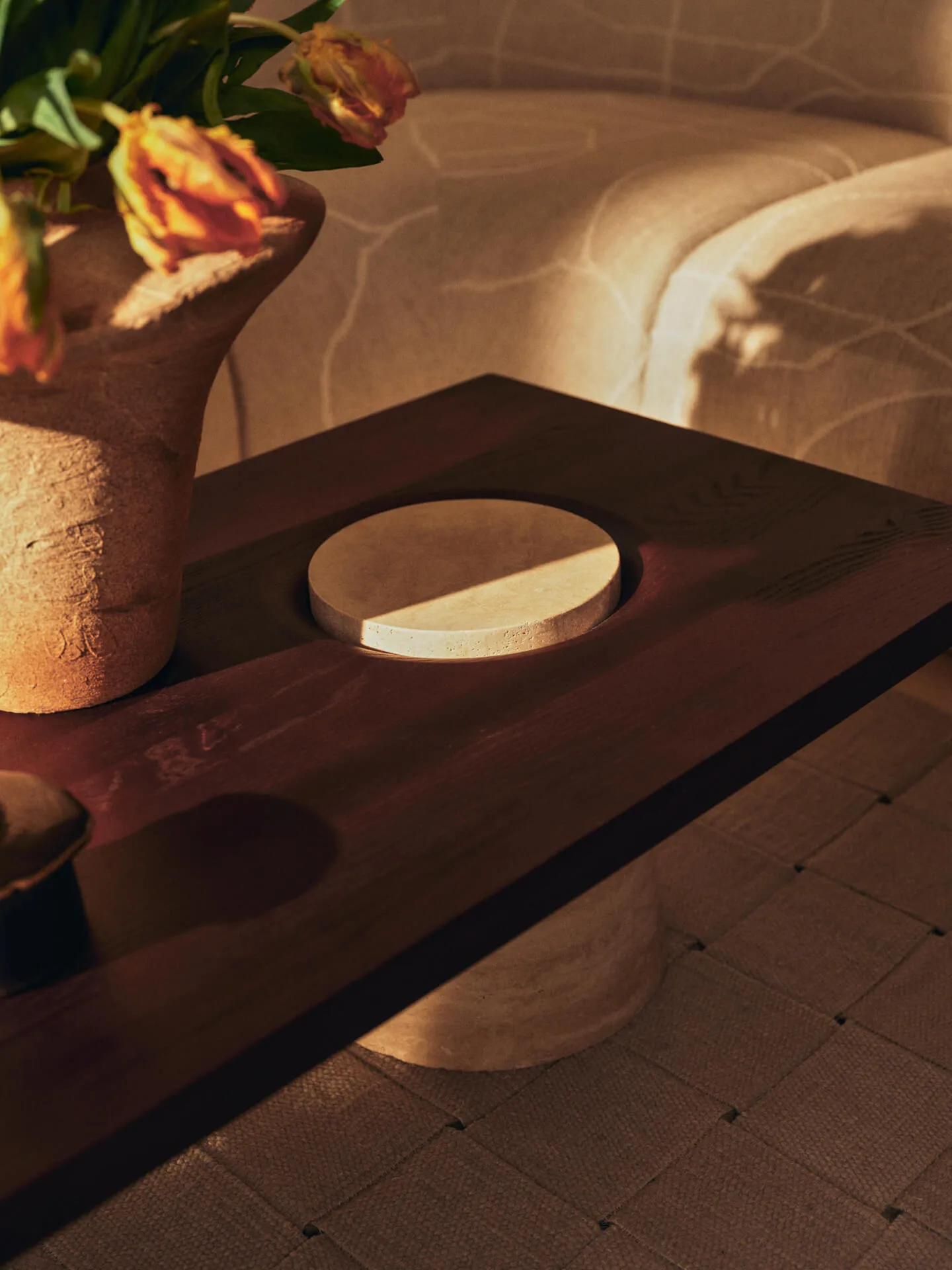 Stolik kawowy Grova, Travertine, 155x55x34 m Ferm Living