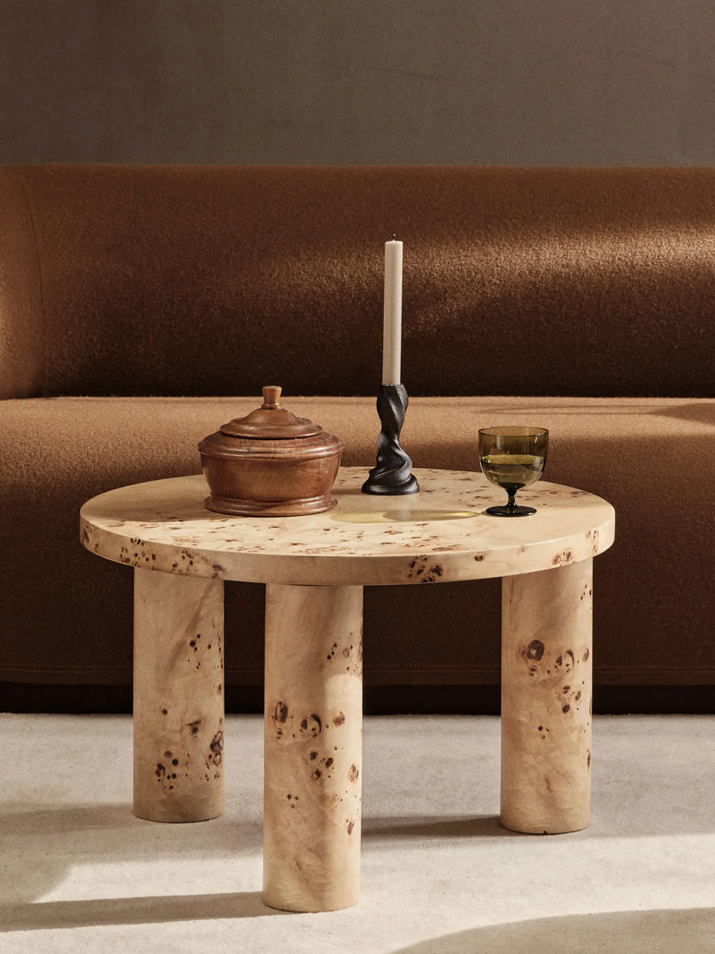 Stolik kawowy Post small Ø65 cm, Burl veneer Ferm Living