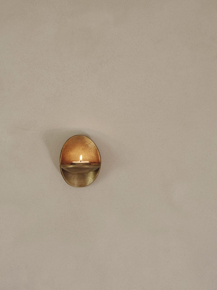 Świecznik ścienny Agapé, Brass finish Ferm Living