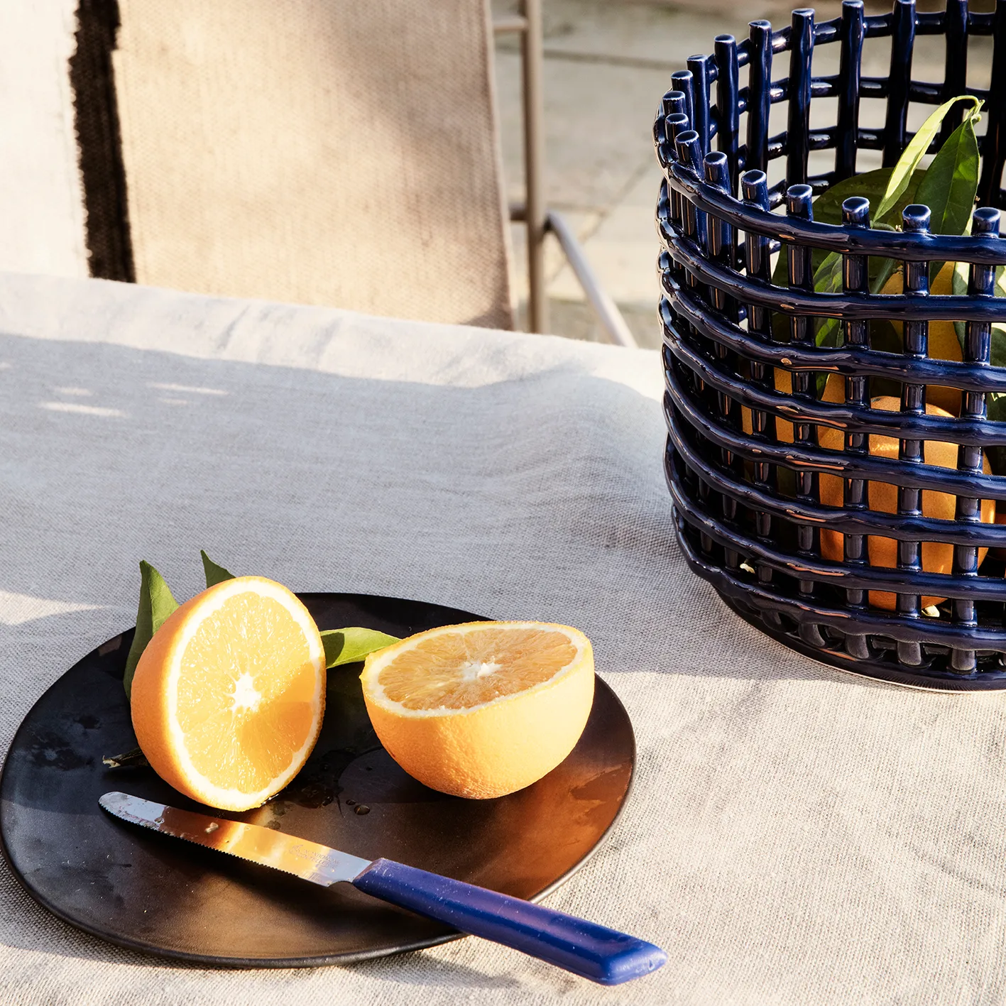 Talerz Flow 22 cm, Czarny Ferm Living