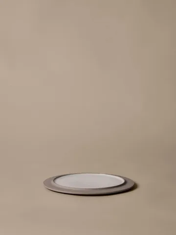 Talerz Sonae 2‑pak

 - Grey-white, Ø25 cm - Ferm Living