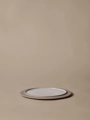 Talerz Sonae 2‑pak

 - Grey-white, Ø28 cm - Ferm Living