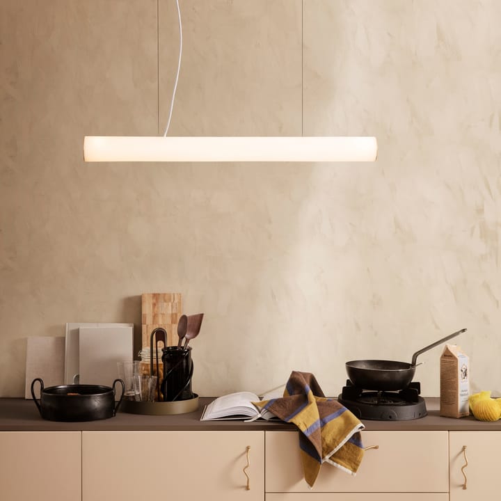 Vuelta lampa wisząca 100 cm - White-brass - ferm LIVING