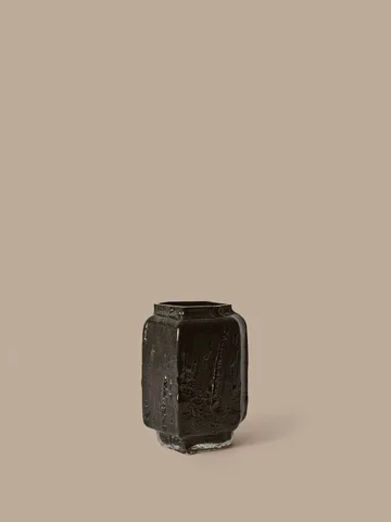 Wazon Mokuri - Black, 25 cm - Ferm Living
