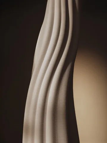 Wazon podłogowy Rylith - Off-white, 70 cm - Ferm Living