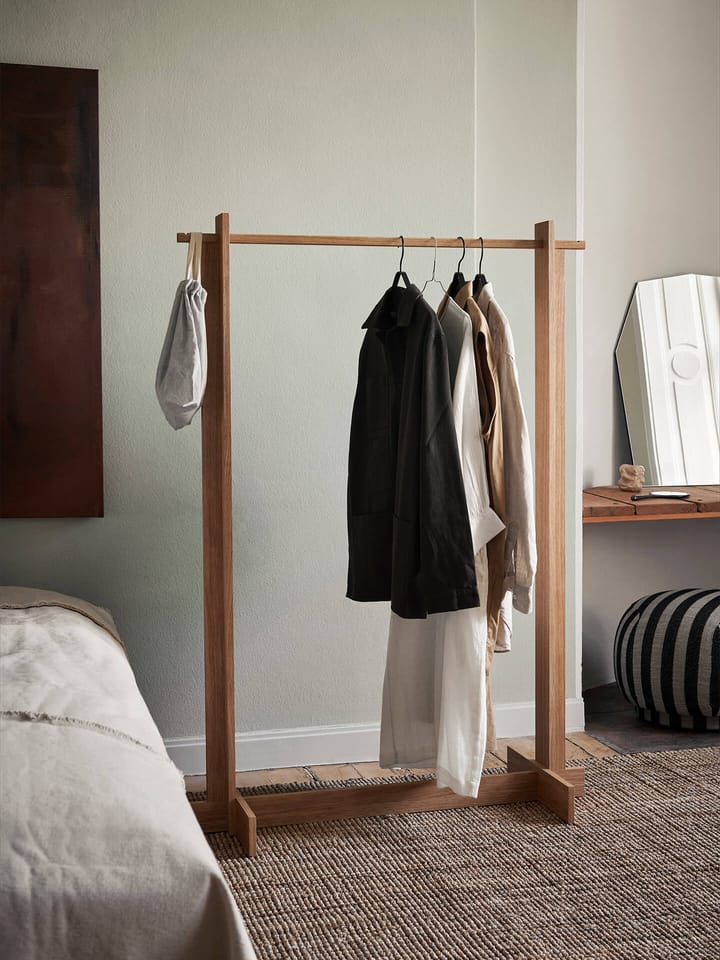 Wieszak na ubrania Bridge Clothes Rack - Olejowany dąb - ferm LIVING