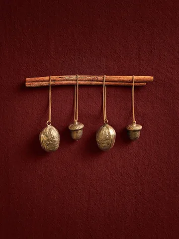 Zawieszka dekoracyjna Walnut, 2 szt. - Mosiądz - Ferm Living