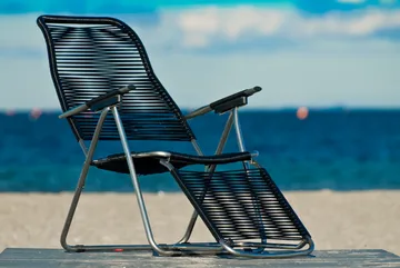 Leżak Spaghetti z podnóżkiem - Czarny - Fiam