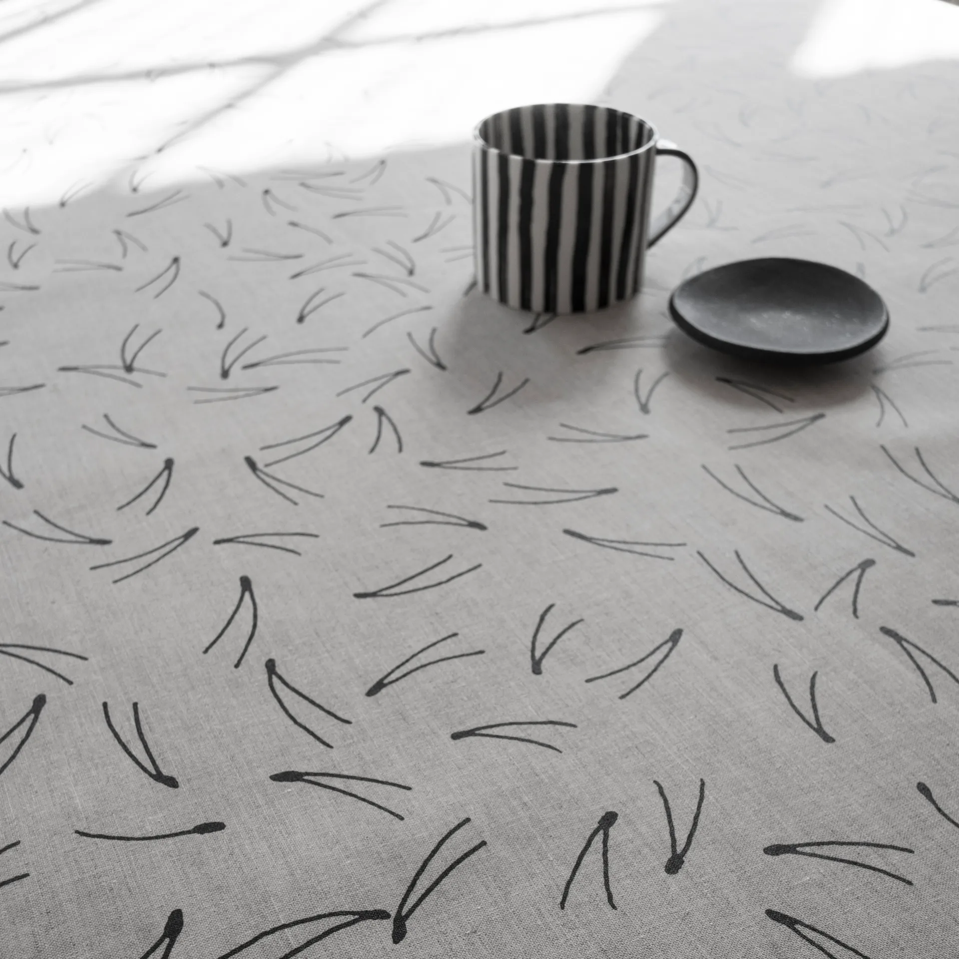 Barr cerata, czarno-biały Fine Little Day